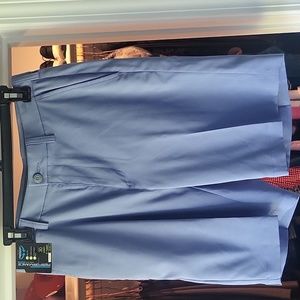 Mens shorts size 30 waist 9"Inseam from Dillard's new with tags.